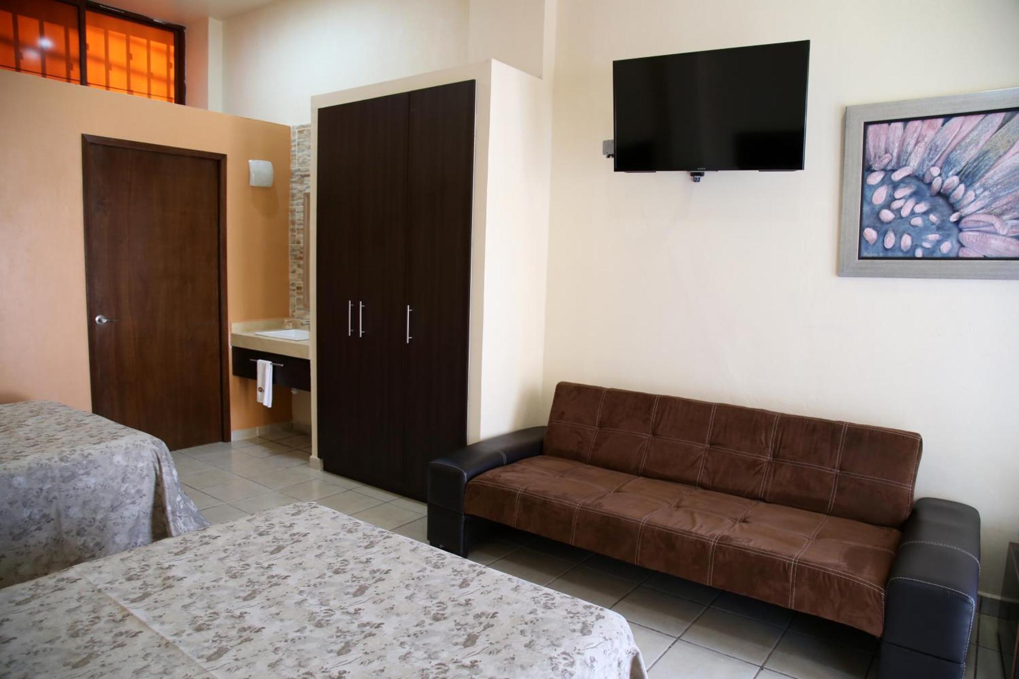 Hotel Plaza Bernal Luaran gambar