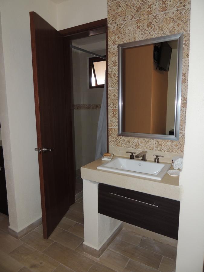 Hotel Plaza Bernal Luaran gambar