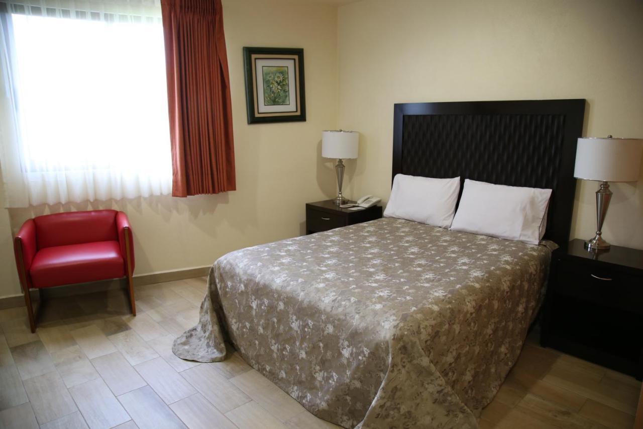 Hotel Plaza Bernal Luaran gambar