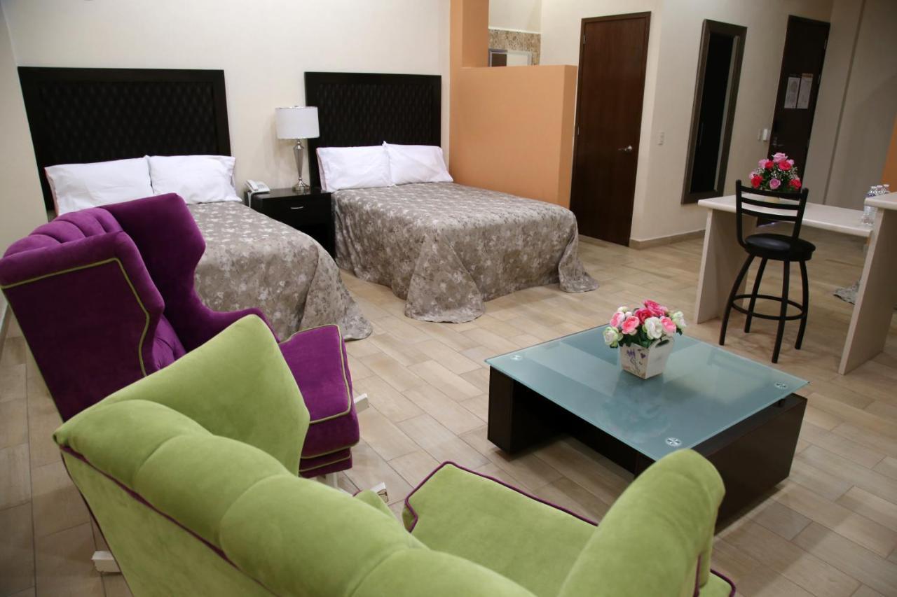 Hotel Plaza Bernal Luaran gambar