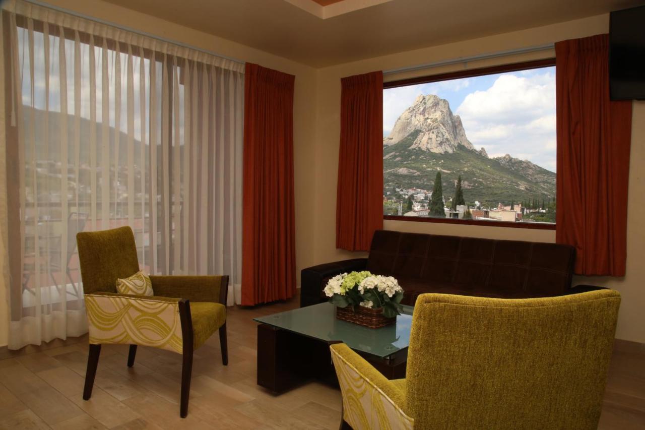 Hotel Plaza Bernal Luaran gambar